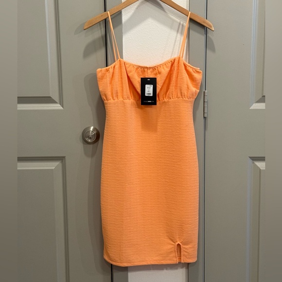 DRESS - Picture 6 of 8